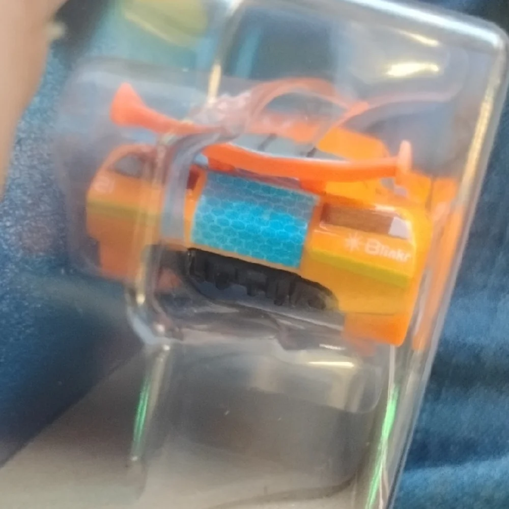 Pixar Glow Racers - Ryan 